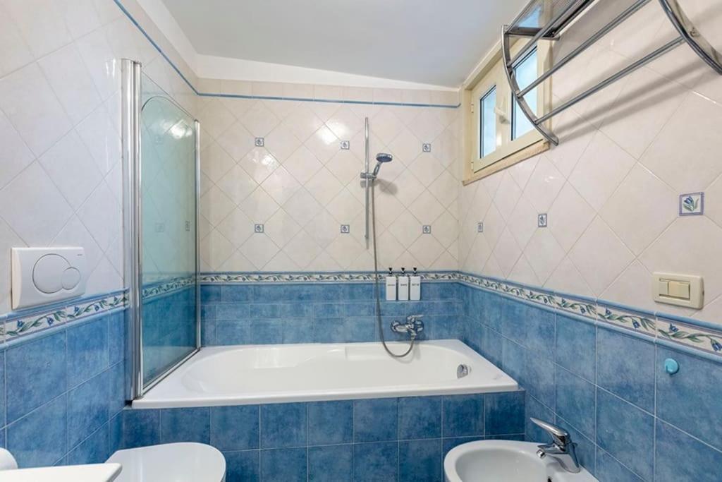 Apartment Life Is Colosseo *