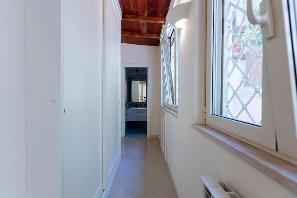 Life Is Colosseo Apartment Rom